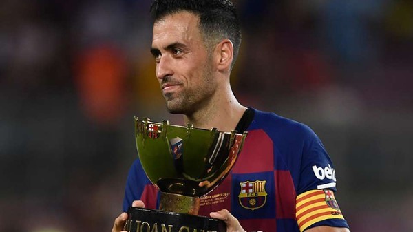 Tiền vệ phòng ngự Sergio Busquets