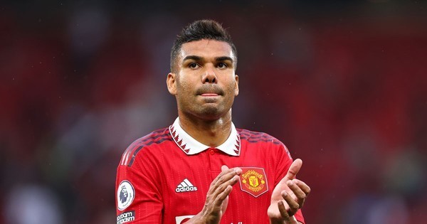 Tiền vệ phòng ngự Casemiro